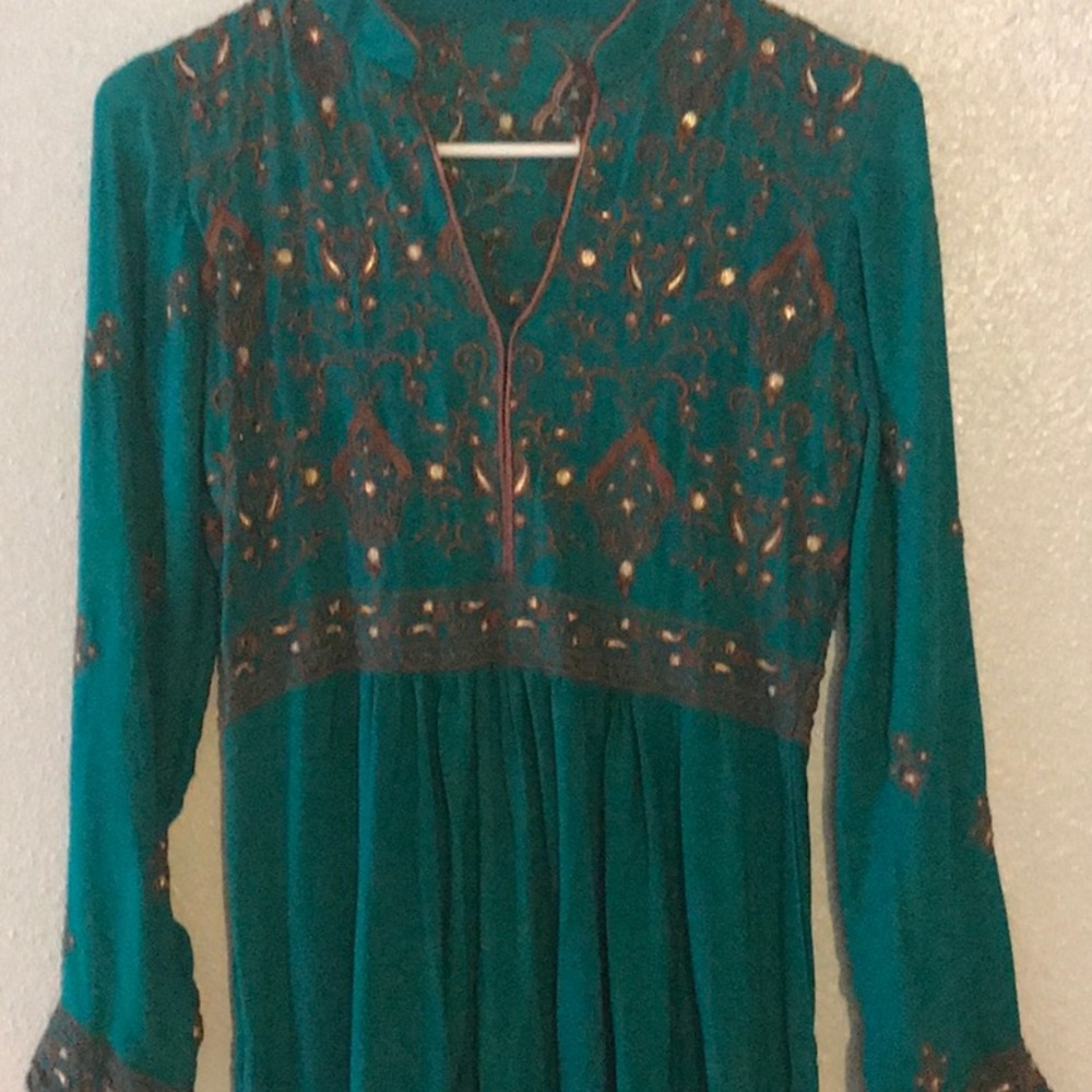 Saree dress